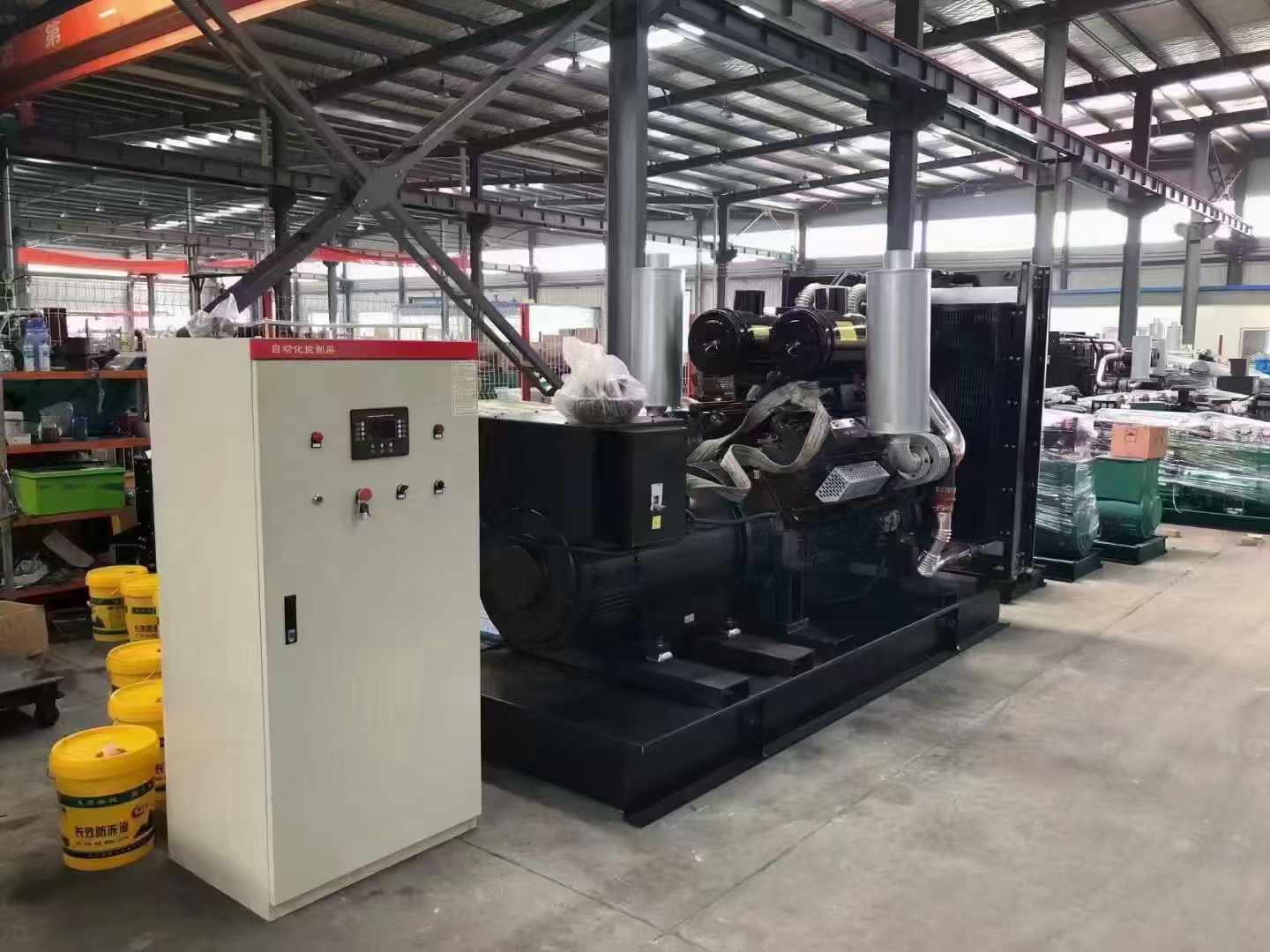 文昌柴油发电机运行时的噪音和振动水平如何？